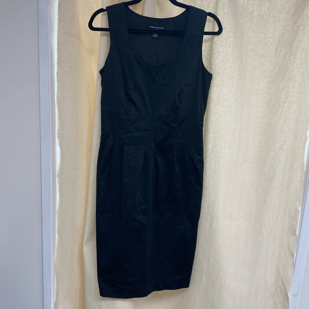 Club Monaco Black Scoop Neck Midi Dress